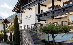 Johan - Rooms & Breakfast Merano